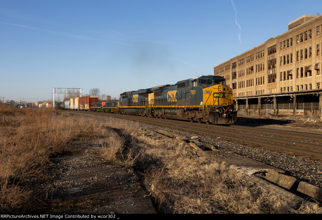 CSX Q560